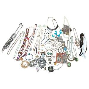 Vintage Estate Collection Costume Jewelry Lot Rings Bracelet Necklace Brooch